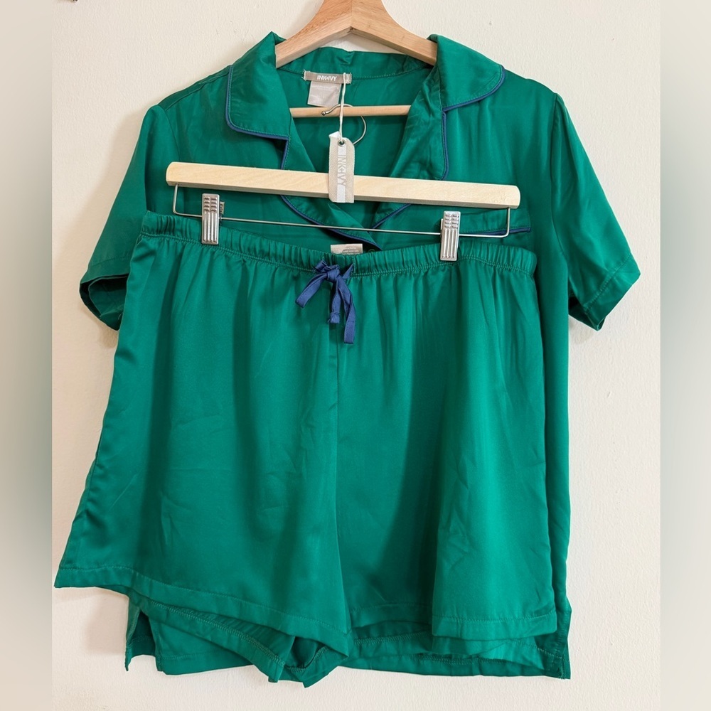 Emerald Green Short Sleeve Pajama Set with Contrast Piping